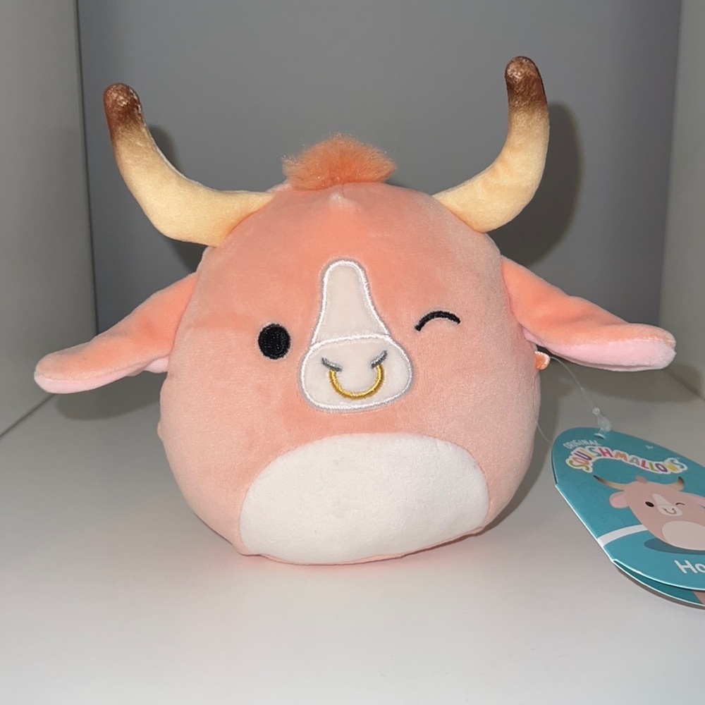 Squishmallows Howland the Bull 🤎